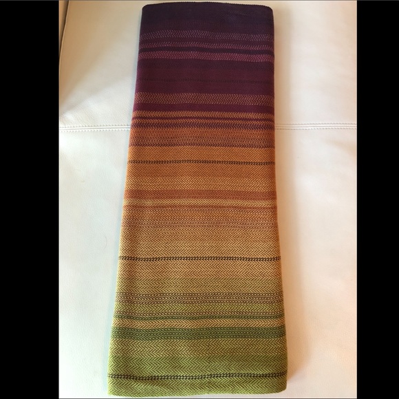 Handwoven Baby Wrap - Picture 2 of 4